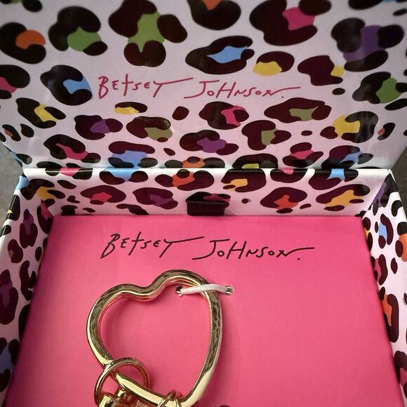 Betsey Johnson Sugar Skull Jeweled Charm Keychain Halloween Day of the Dead NWT - Picture 4 of 5